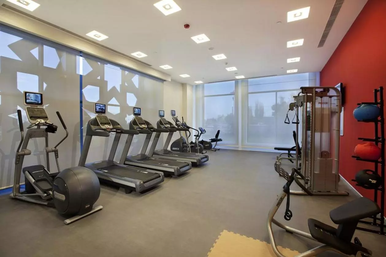 HILTONGARDENINN_SHABAVIZ (9).jpg